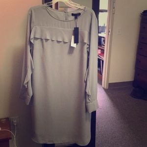 NWT-Size 12- banana republic ruffle detail dress.